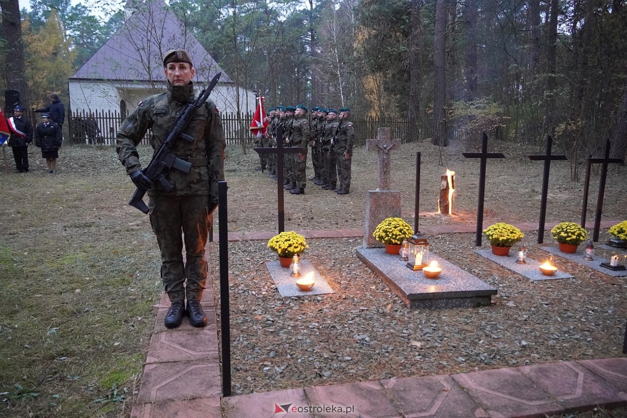 Uroczystości patriotyczne w Kamiance [9.11.2024] - zdjęcie #65 - eOstroleka.pl