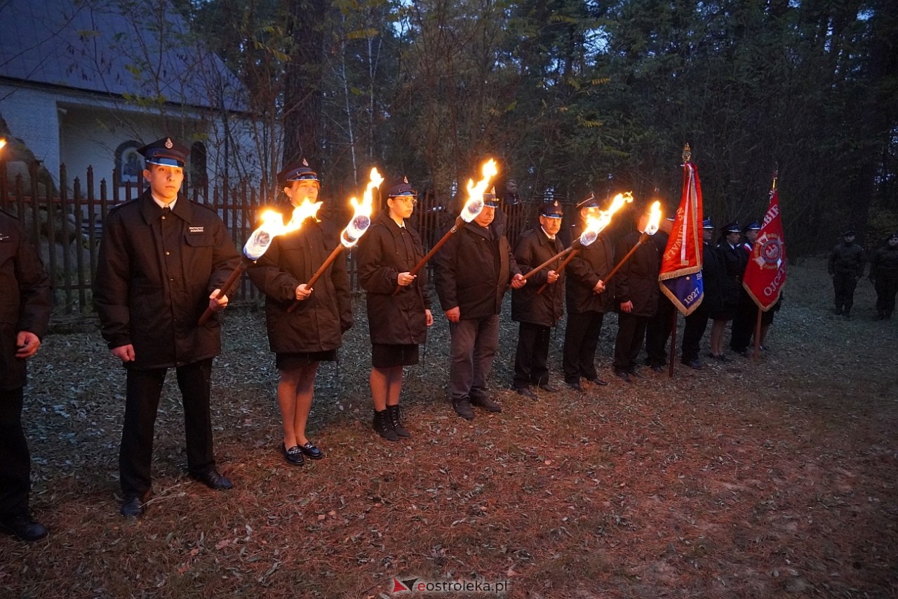Uroczystości patriotyczne w Kamiance [9.11.2024] - zdjęcie #49 - eOstroleka.pl