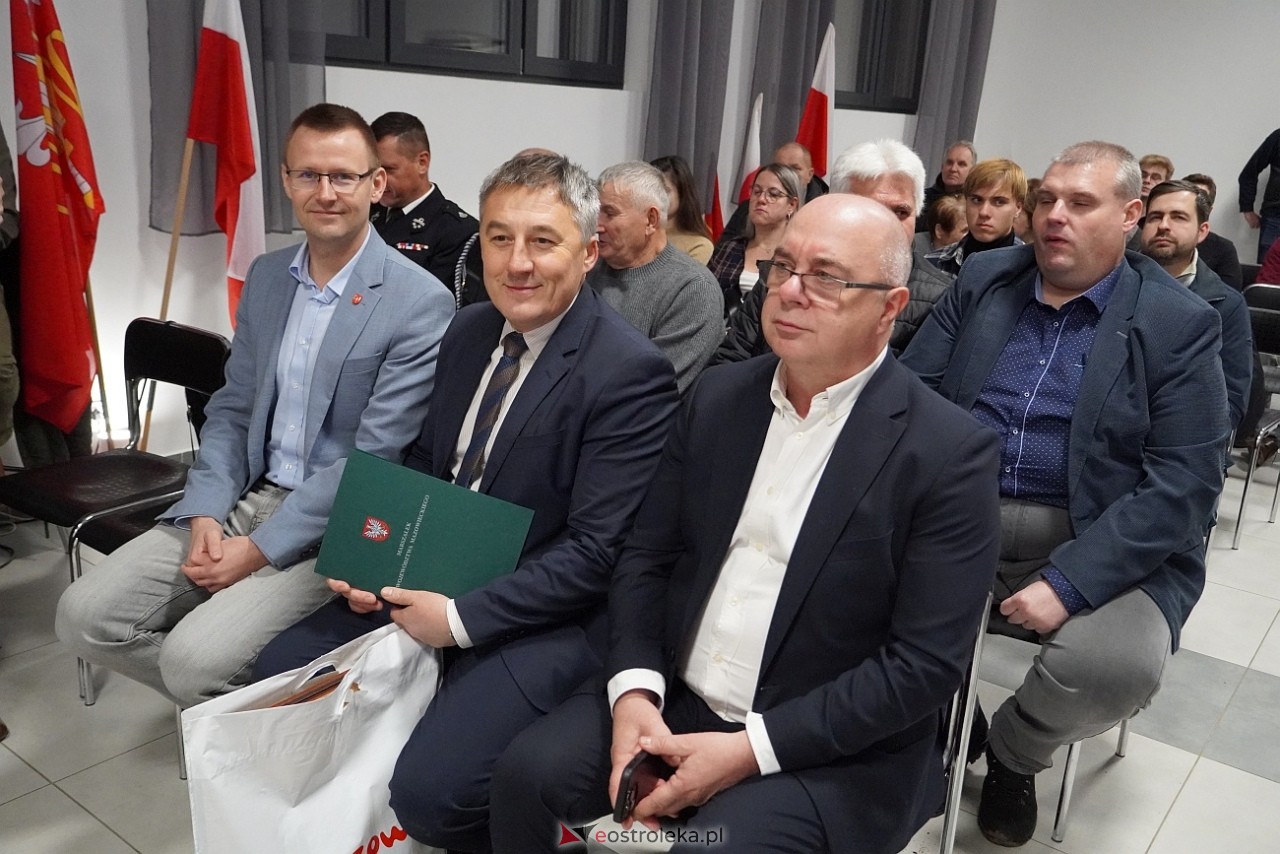 Uroczystości patriotyczne w Kamiance [9.11.2024] - zdjęcie #27 - eOstroleka.pl