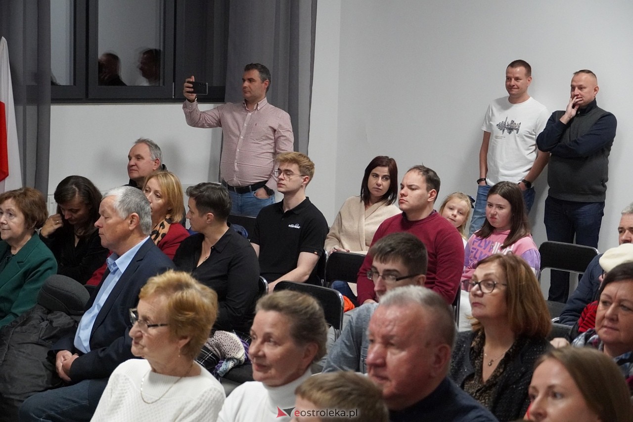 Uroczystości patriotyczne w Kamiance [9.11.2024] - zdjęcie #21 - eOstroleka.pl