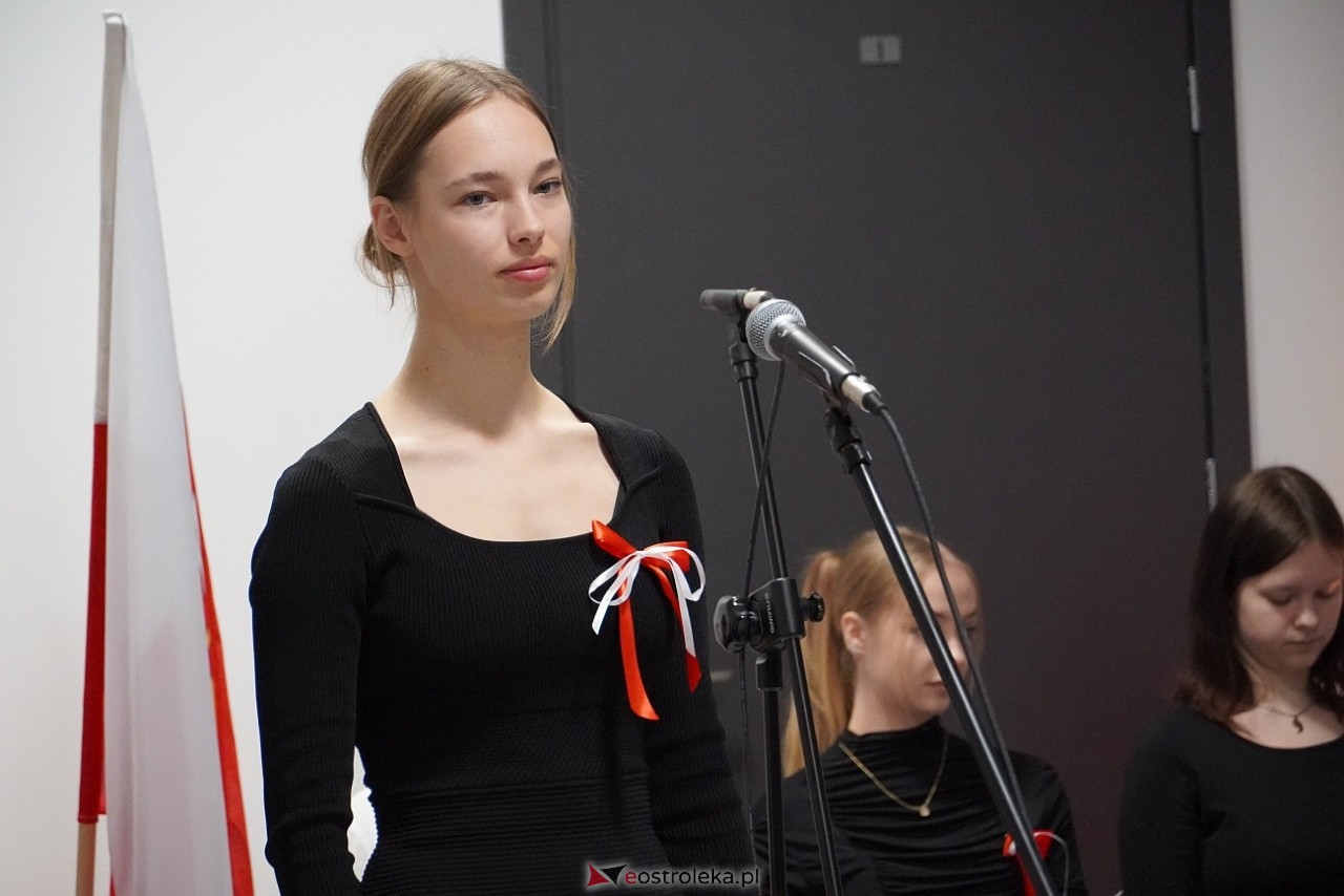 Uroczystości patriotyczne w Kamiance [9.11.2024] - zdjęcie #7 - eOstroleka.pl