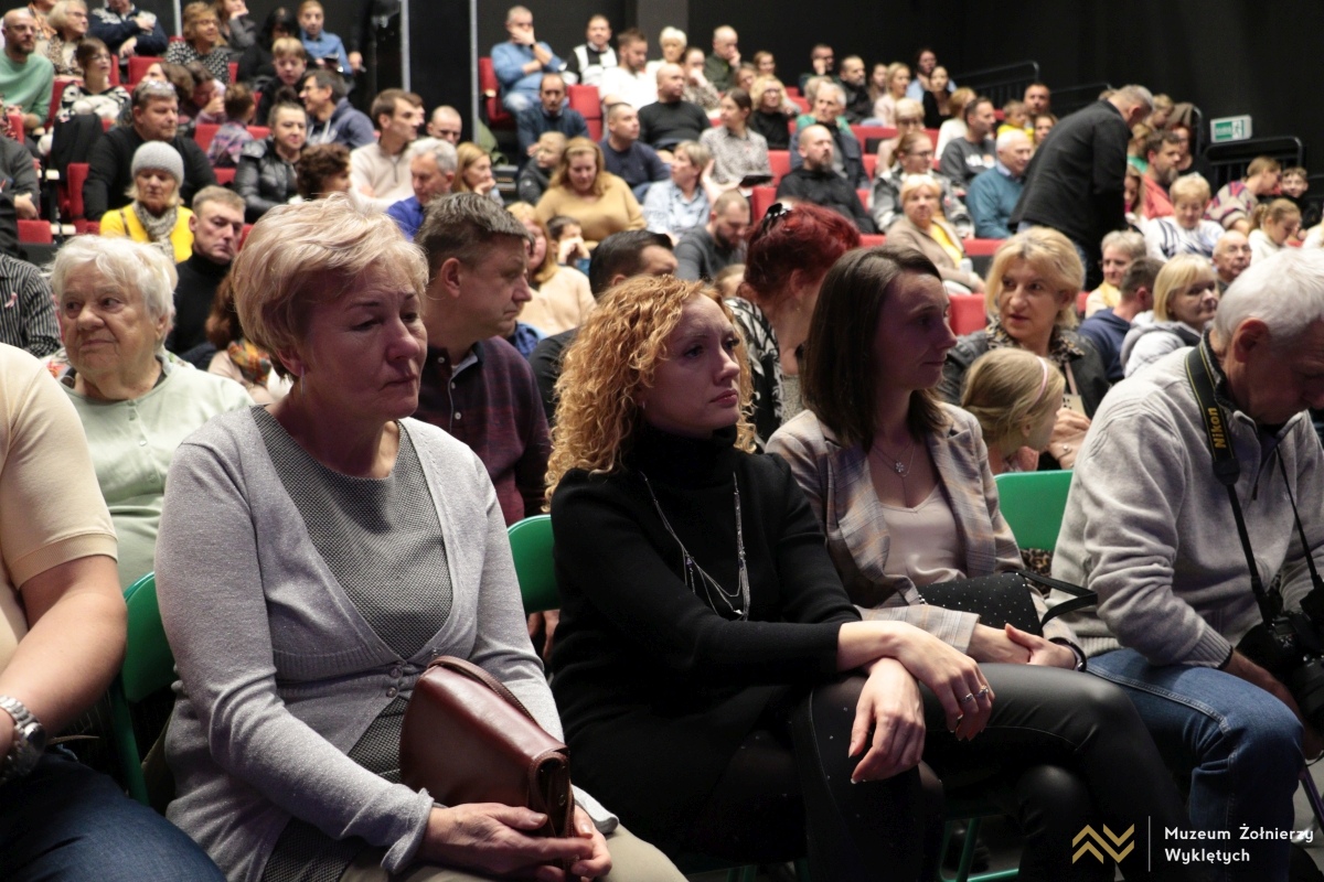 Obchody Narodowego Święta Niepodległości w MŻW [09.11.2024] - zdjęcie #52 - eOstroleka.pl