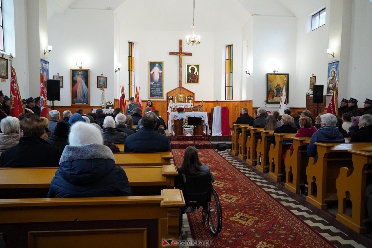 Narodowe Święto Niepodległości w Suchcicach [10.11.2024] - zdjęcie #28 - eOstroleka.pl