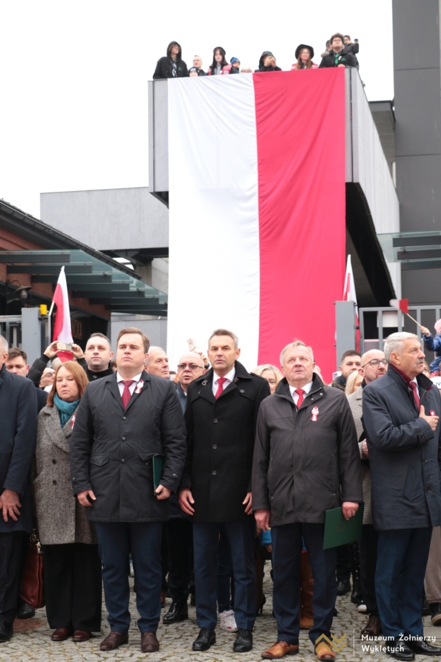 Niepodległa do hymnu w Muzeum Żołnierzy Wyklętych [11.11.2024] - zdjęcie #25 - eOstroleka.pl