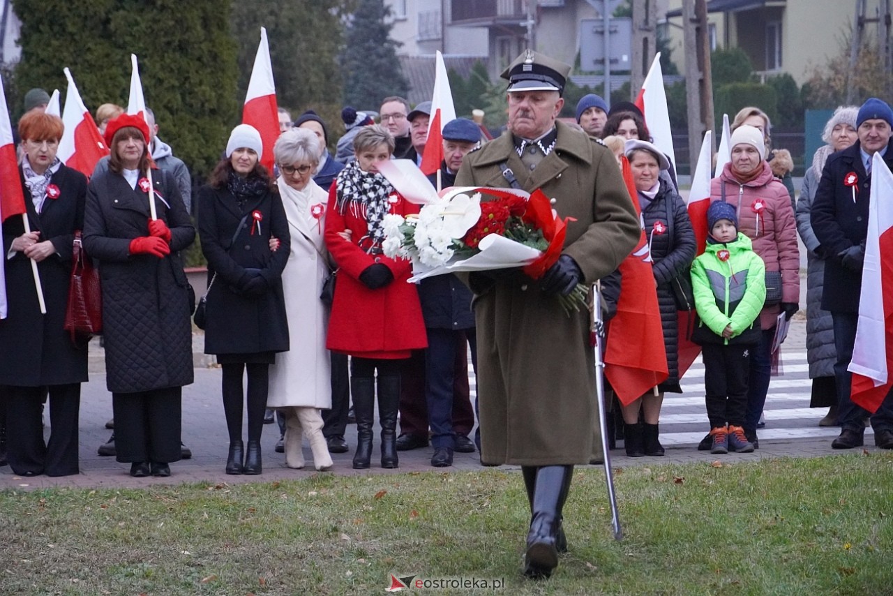 Obchody Narodowego Święta Niepodległości w Olszewie-Borkach [11.11.2024] - zdjęcie #16 - eOstroleka.pl