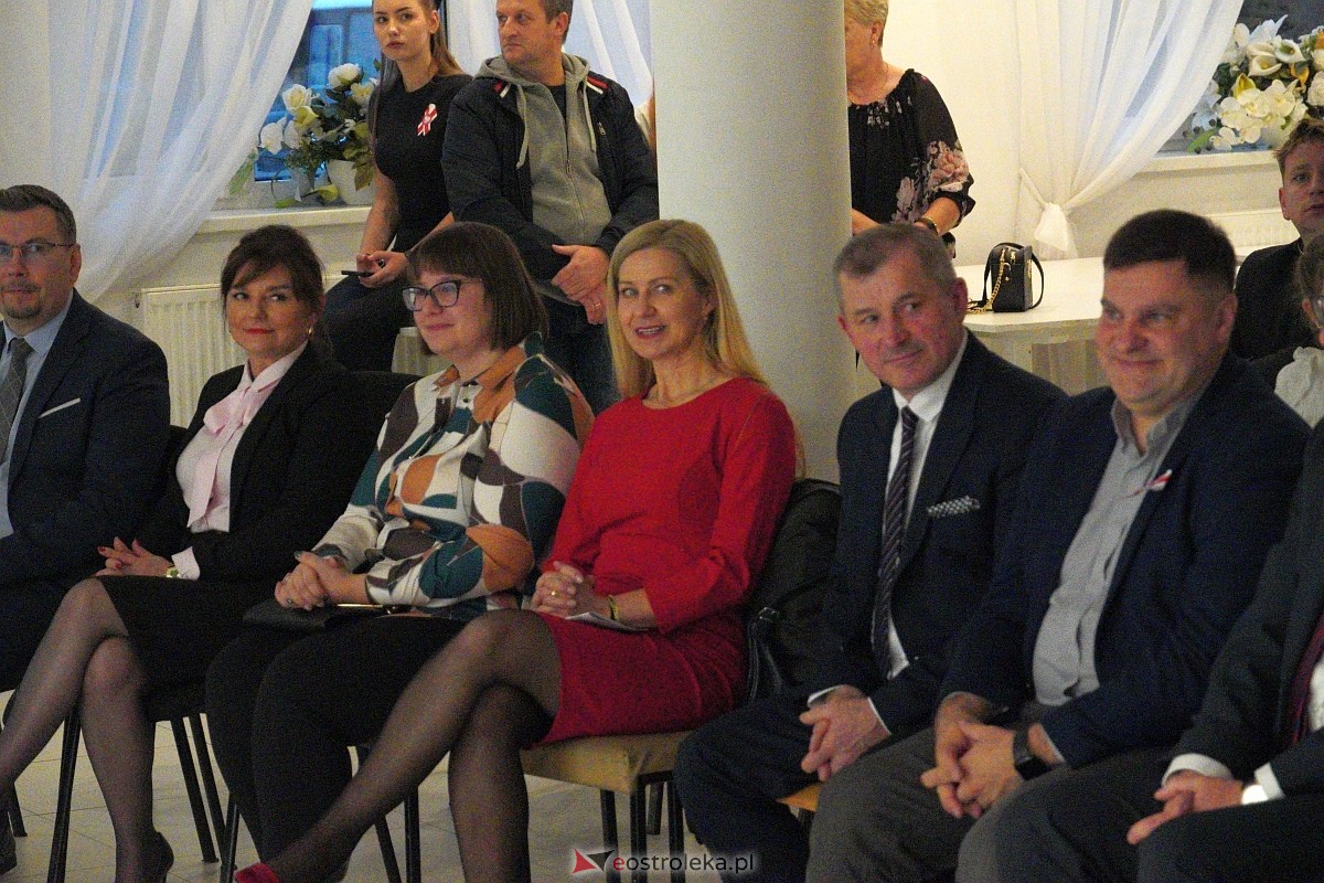 XVI Gala Laureatów Przeglądu Pieśni Patriotycznej i Wojskowej [11.11.2024] - zdjęcie #78 - eOstroleka.pl