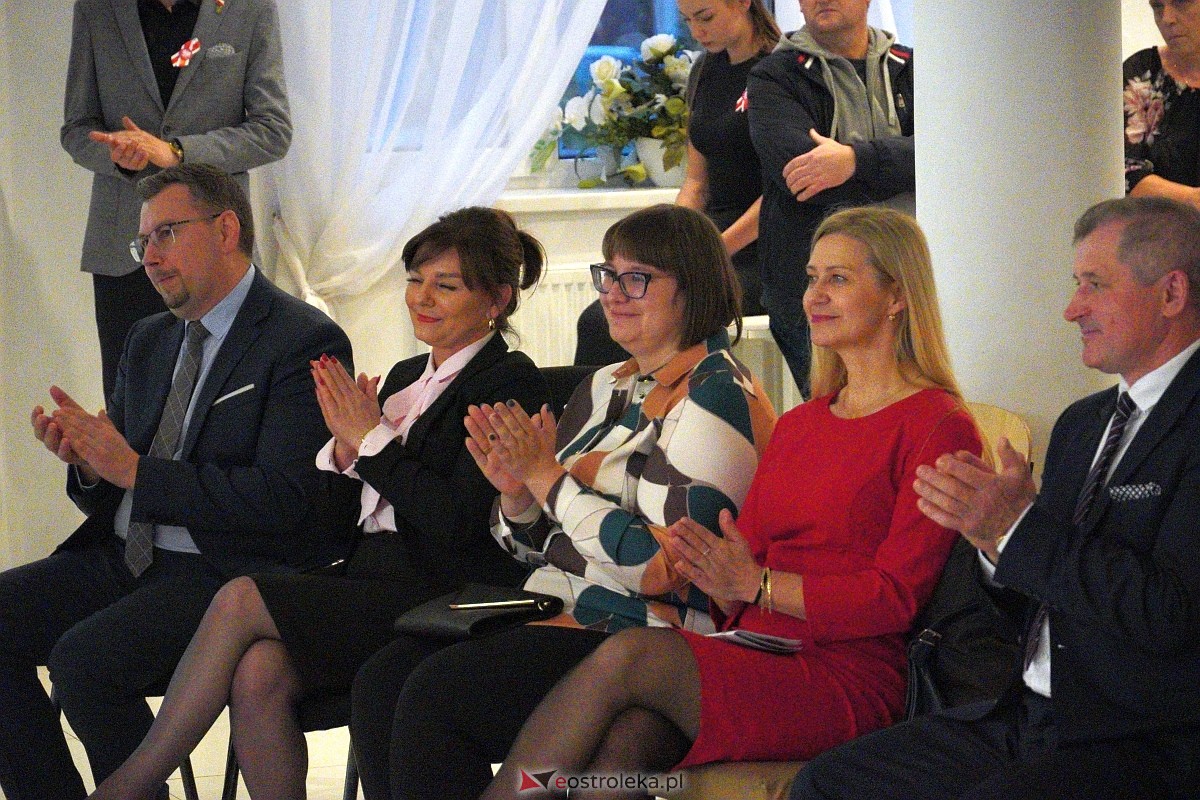 XVI Gala Laureatów Przeglądu Pieśni Patriotycznej i Wojskowej [11.11.2024] - zdjęcie #76 - eOstroleka.pl