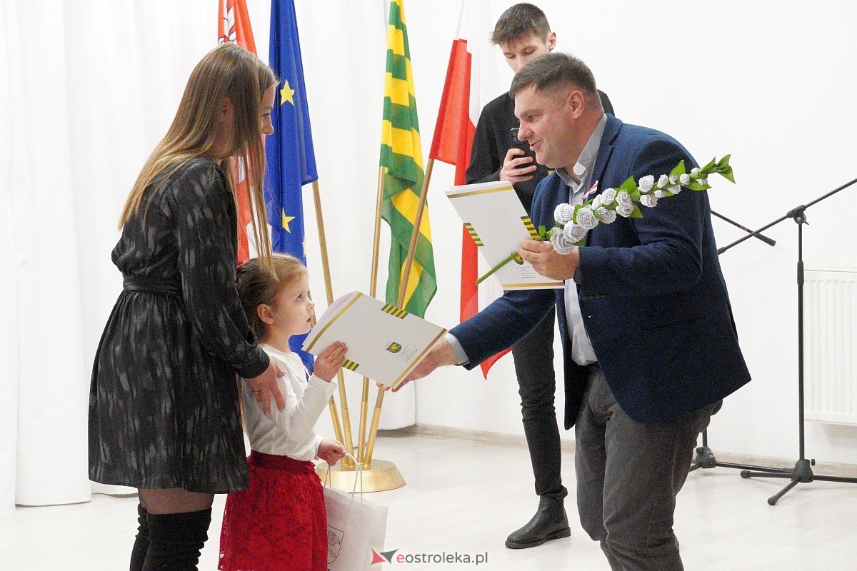 XVI Gala Laureatów Przeglądu Pieśni Patriotycznej i Wojskowej [11.11.2024] - zdjęcie #73 - eOstroleka.pl