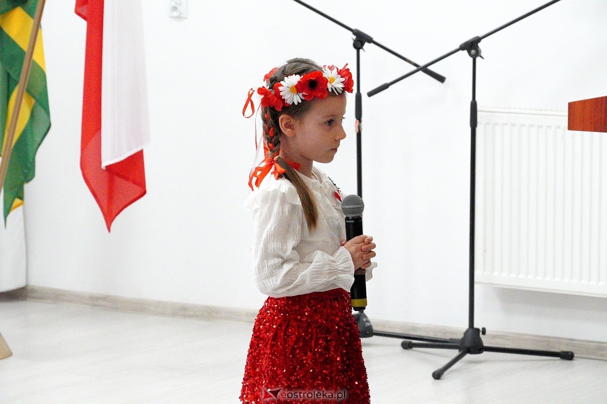 XVI Gala Laureatów Przeglądu Pieśni Patriotycznej i Wojskowej [11.11.2024] - zdjęcie #72 - eOstroleka.pl
