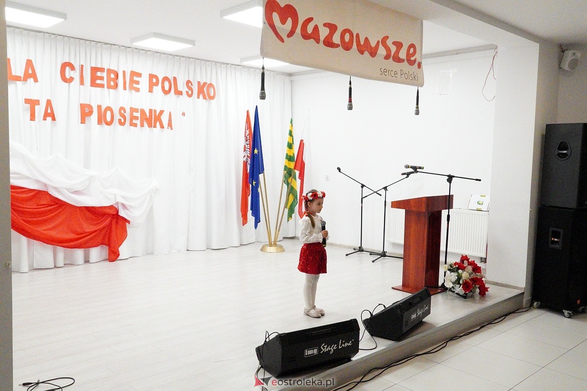 XVI Gala Laureatów Przeglądu Pieśni Patriotycznej i Wojskowej [11.11.2024] - zdjęcie #70 - eOstroleka.pl