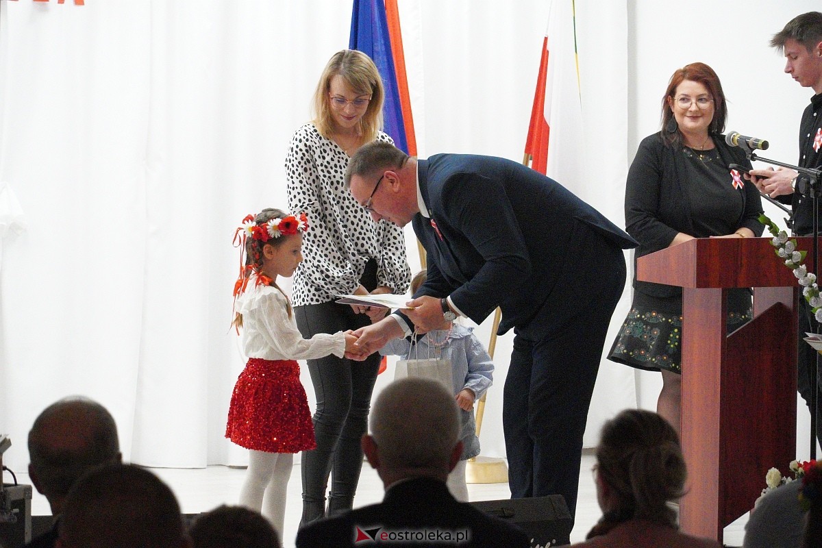 XVI Gala Laureatów Przeglądu Pieśni Patriotycznej i Wojskowej [11.11.2024] - zdjęcie #27 - eOstroleka.pl