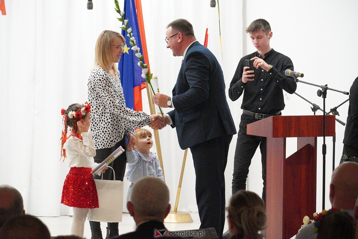 XVI Gala Laureatów Przeglądu Pieśni Patriotycznej i Wojskowej [11.11.2024] - zdjęcie #26 - eOstroleka.pl