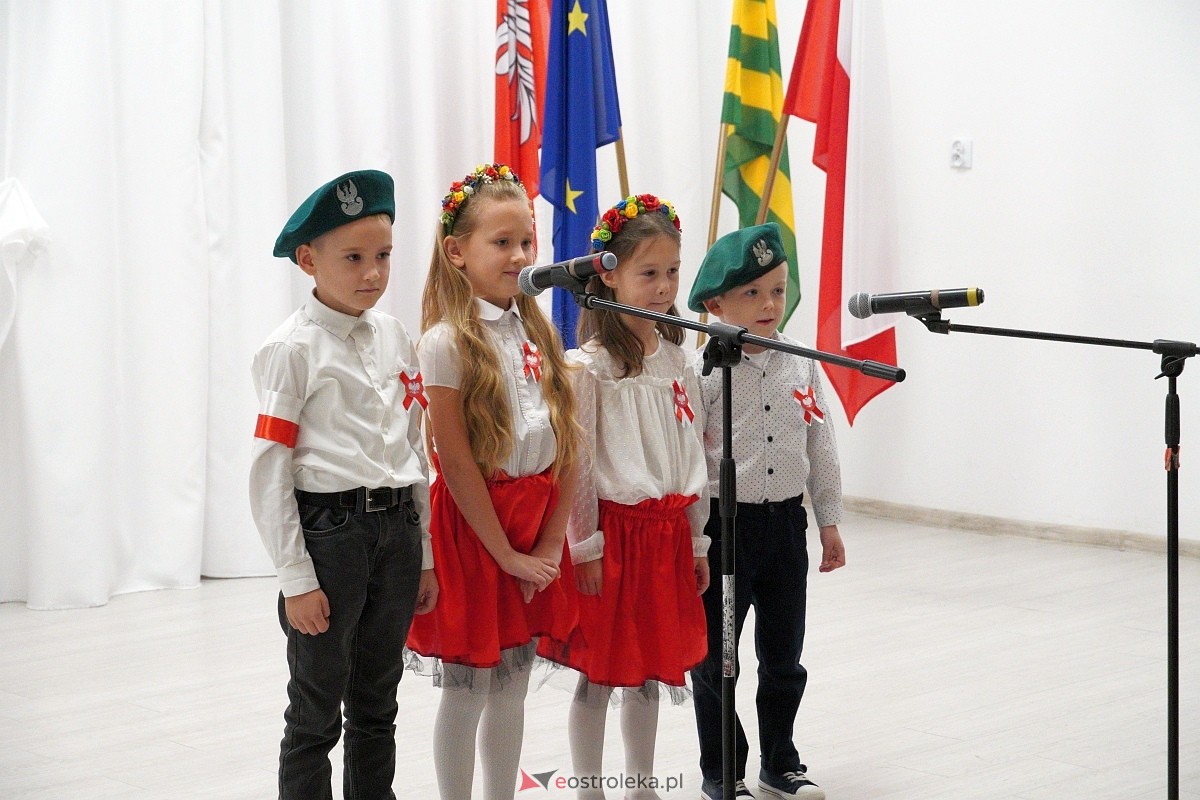 XVI Gala Laureatów Przeglądu Pieśni Patriotycznej i Wojskowej [11.11.2024] - zdjęcie #24 - eOstroleka.pl