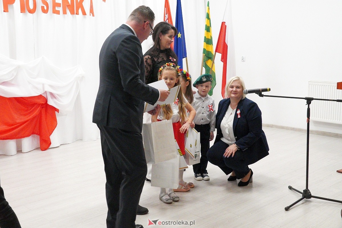 XVI Gala Laureatów Przeglądu Pieśni Patriotycznej i Wojskowej [11.11.2024] - zdjęcie #19 - eOstroleka.pl