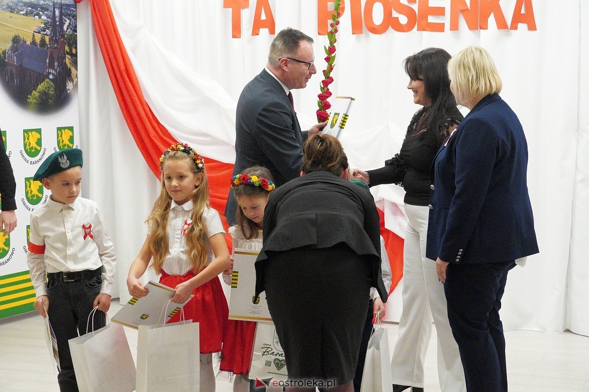 XVI Gala Laureatów Przeglądu Pieśni Patriotycznej i Wojskowej [11.11.2024] - zdjęcie #17 - eOstroleka.pl