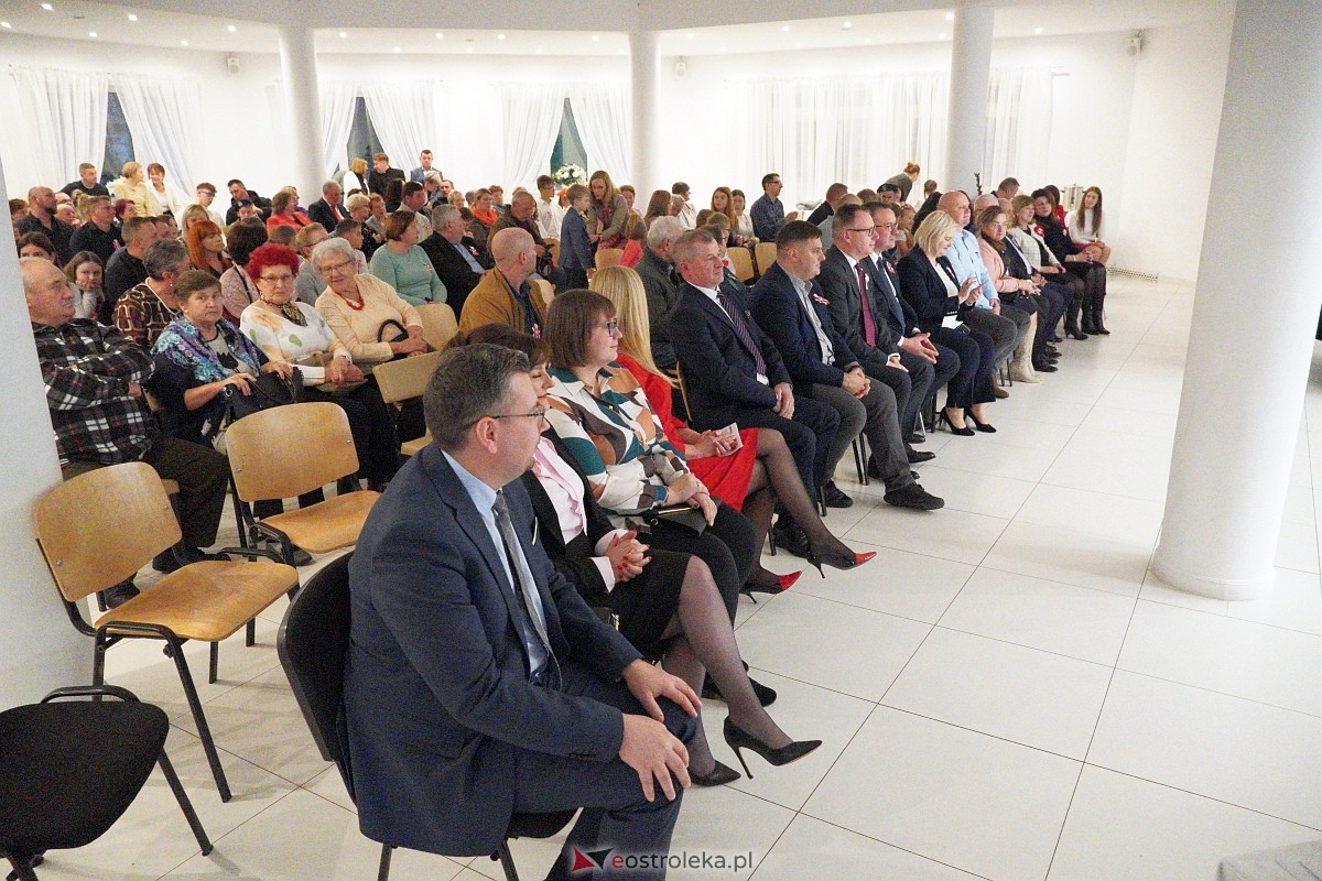 XVI Gala Laureatów Przeglądu Pieśni Patriotycznej i Wojskowej [11.11.2024] - zdjęcie #13 - eOstroleka.pl
