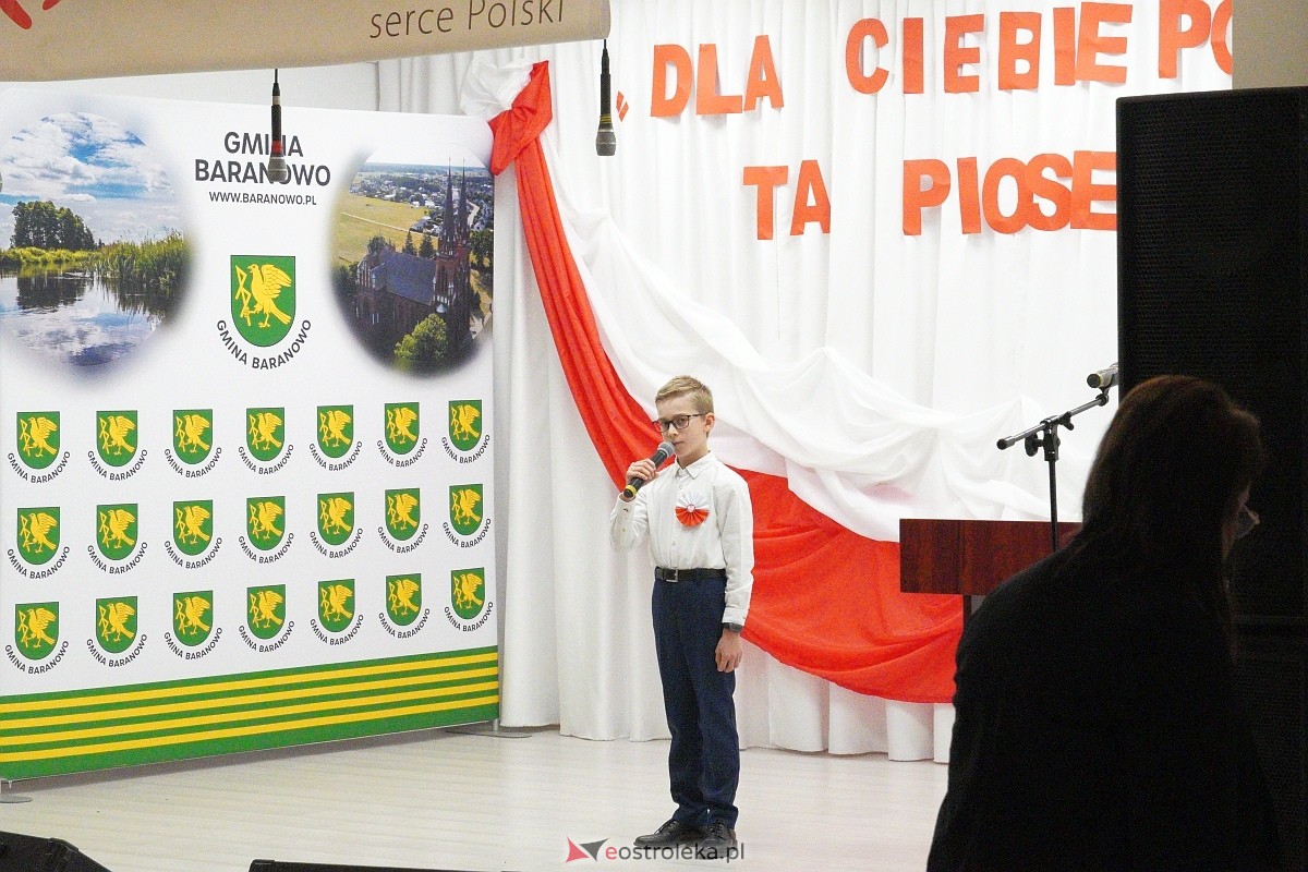 XVI Gala Laureatów Przeglądu Pieśni Patriotycznej i Wojskowej [11.11.2024] - zdjęcie #6 - eOstroleka.pl