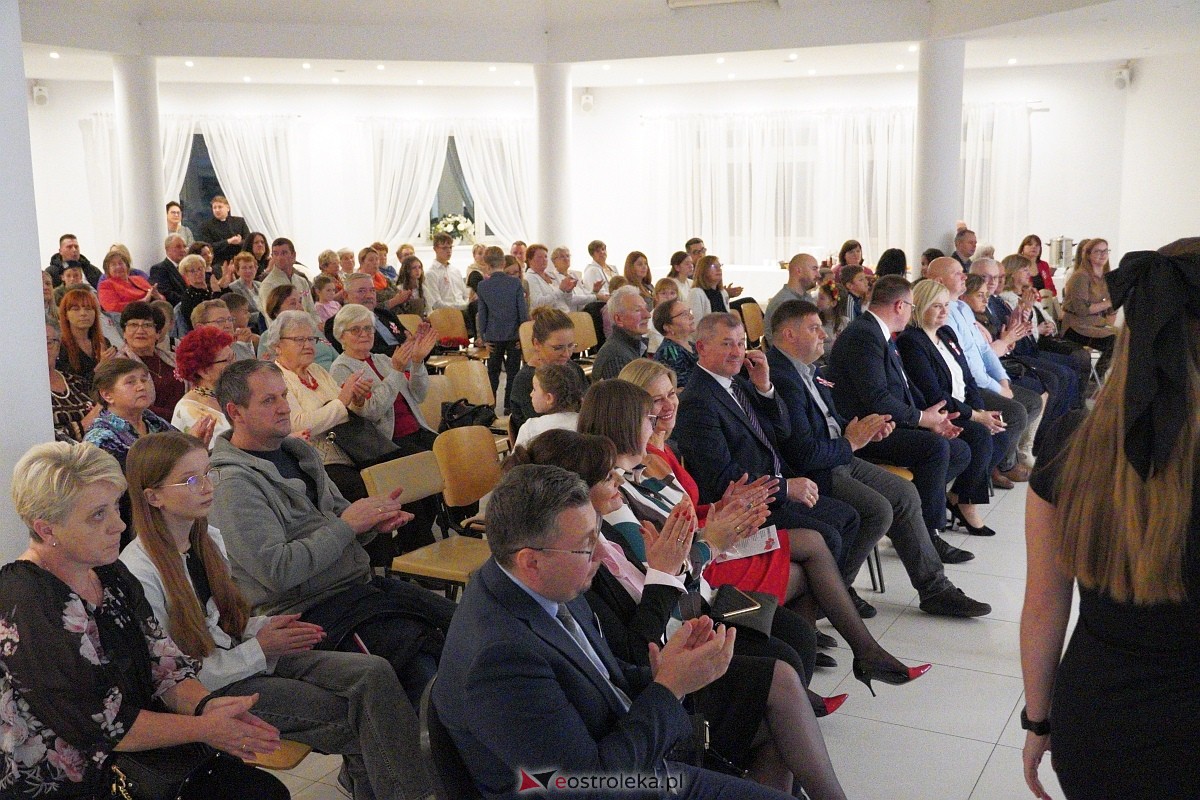 XVI Gala Laureatów Przeglądu Pieśni Patriotycznej i Wojskowej [11.11.2024] - zdjęcie #5 - eOstroleka.pl