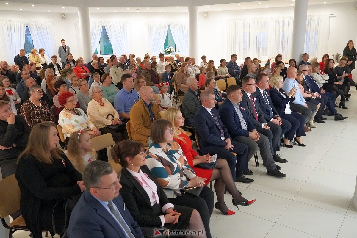 XVI Gala Laureatów Przeglądu Pieśni Patriotycznej i Wojskowej [11.11.2024] - zdjęcie #62 - eOstroleka.pl