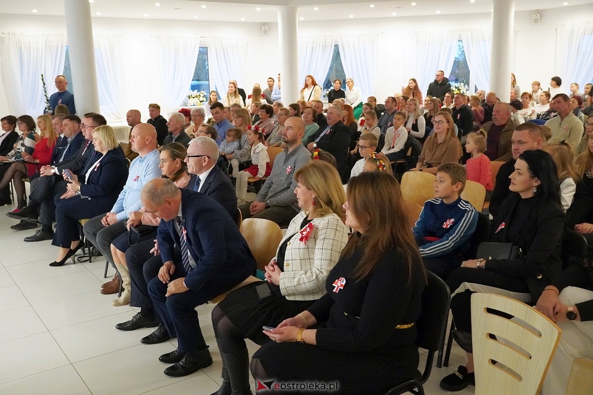 XVI Gala Laureatów Przeglądu Pieśni Patriotycznej i Wojskowej [11.11.2024] - zdjęcie #47 - eOstroleka.pl
