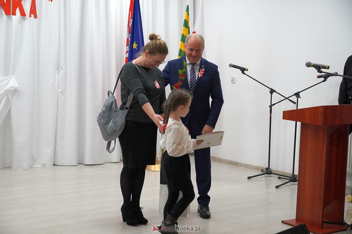 XVI Gala Laureatów Przeglądu Pieśni Patriotycznej i Wojskowej [11.11.2024] - zdjęcie #36 - eOstroleka.pl