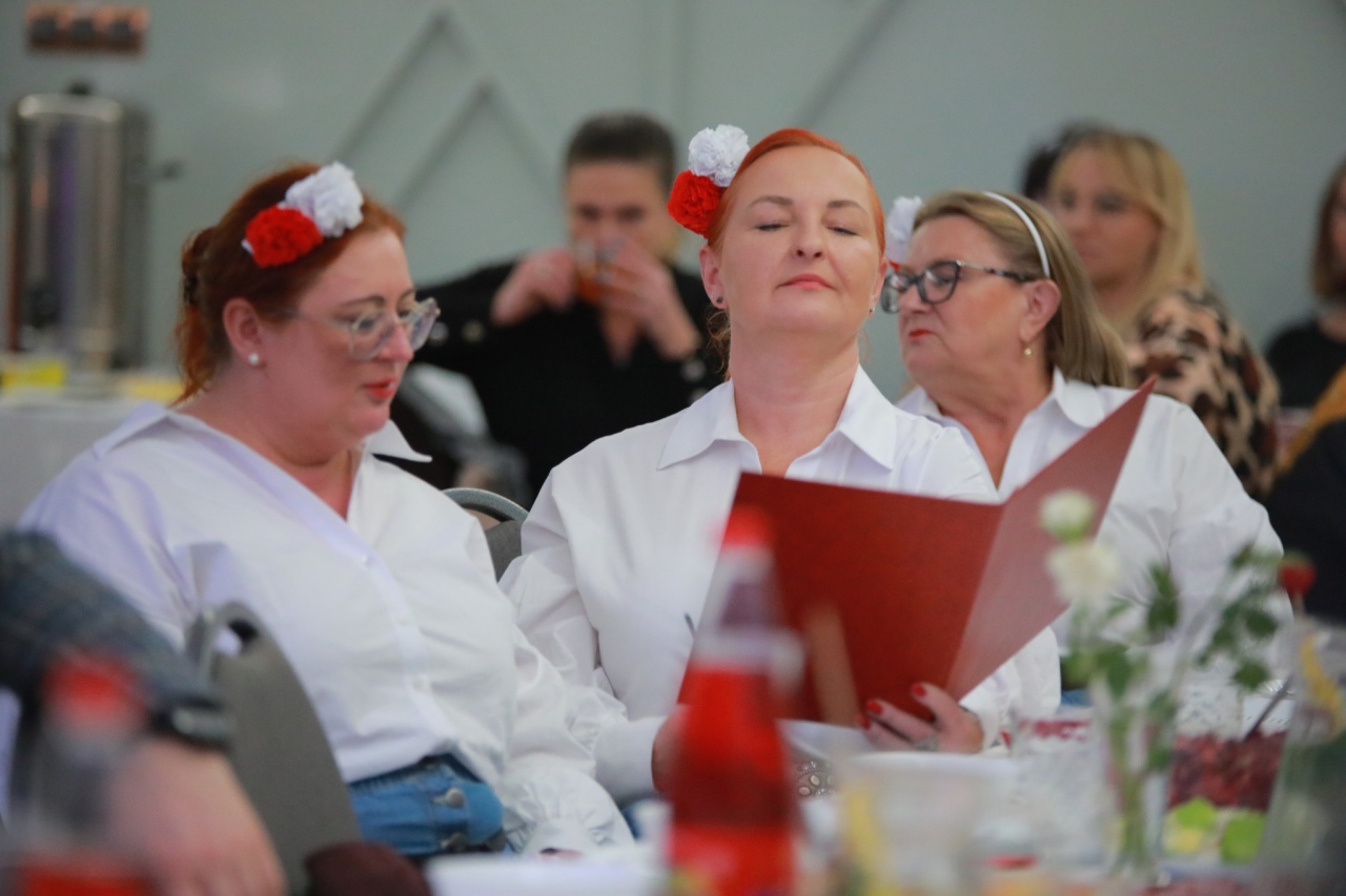 III przegląd “Patriotyzm naszego regionu w pieśniach i wierszach” [10.11.2024] - zdjęcie #13 - eOstroleka.pl