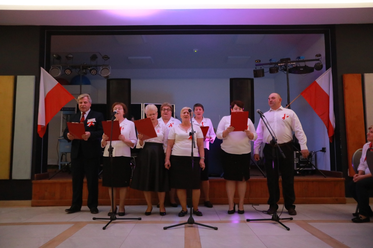 III przegląd “Patriotyzm naszego regionu w pieśniach i wierszach” [10.11.2024] - zdjęcie #9 - eOstroleka.pl