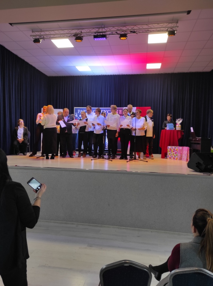 Konkurs poetycki Patriotyczne serca [09.11.2024] - zdjęcie #43 - eOstroleka.pl