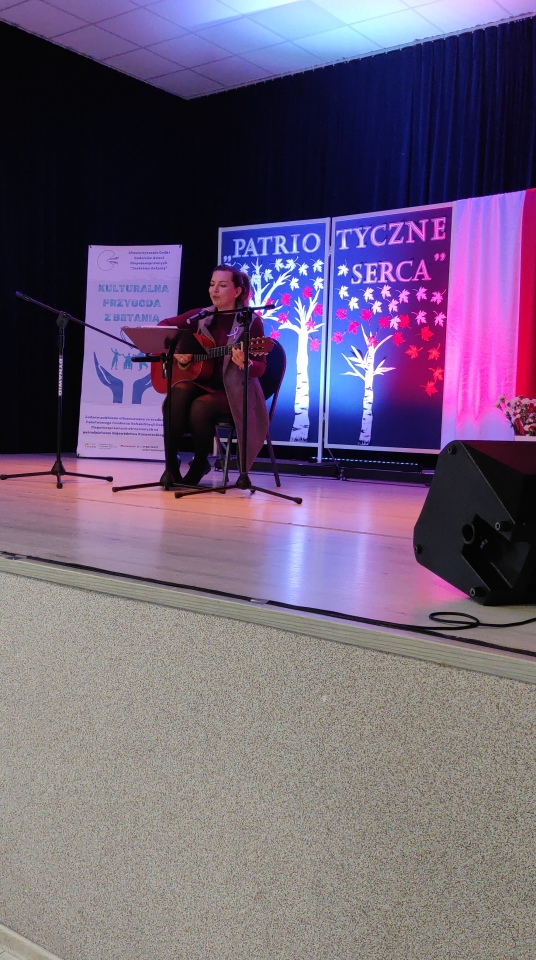 Konkurs poetycki Patriotyczne serca [09.11.2024] - zdjęcie #39 - eOstroleka.pl