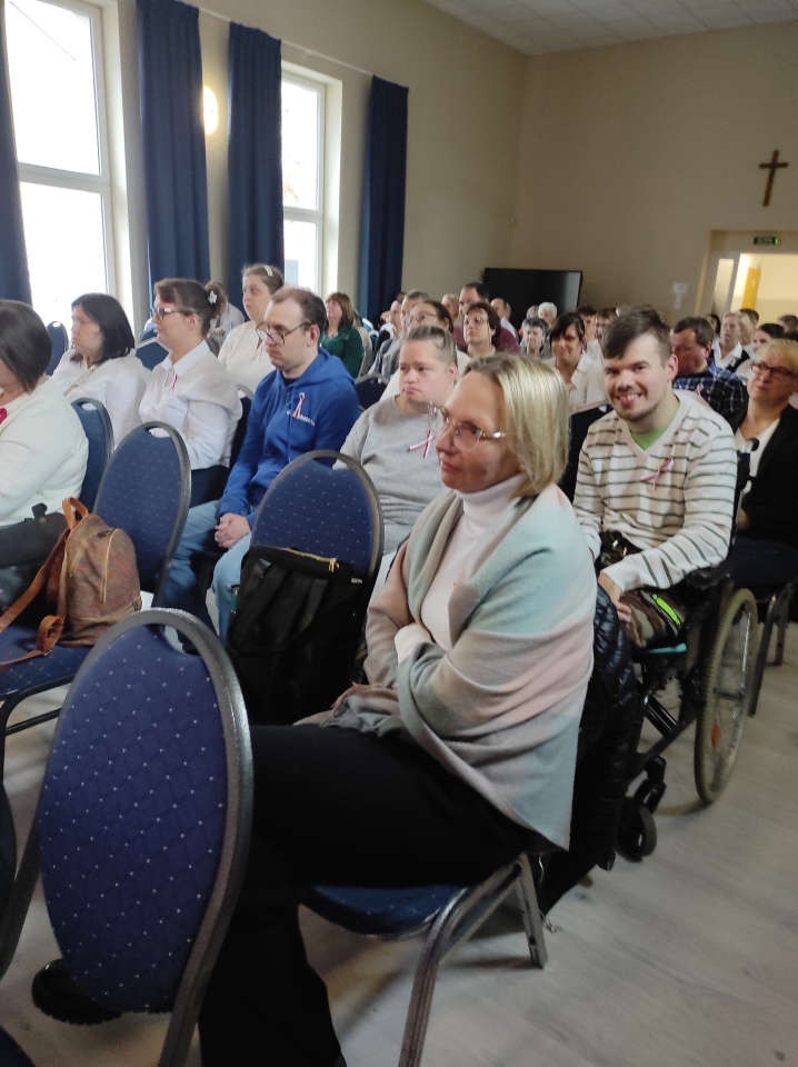 Konkurs poetycki Patriotyczne serca [09.11.2024] - zdjęcie #32 - eOstroleka.pl