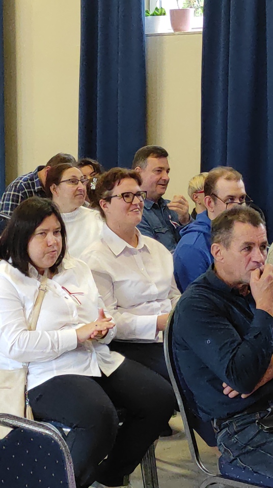 Konkurs poetycki Patriotyczne serca [09.11.2024] - zdjęcie #30 - eOstroleka.pl