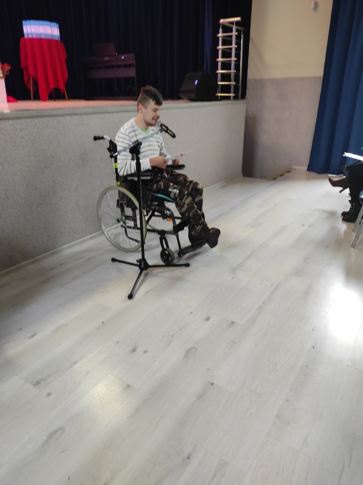 Konkurs poetycki Patriotyczne serca [09.11.2024] - zdjęcie #10 - eOstroleka.pl