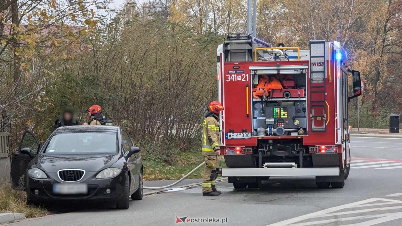 Pożar samochodu przy ul. Granicznej [12.11.2024] - zdjęcie #9 - eOstroleka.pl