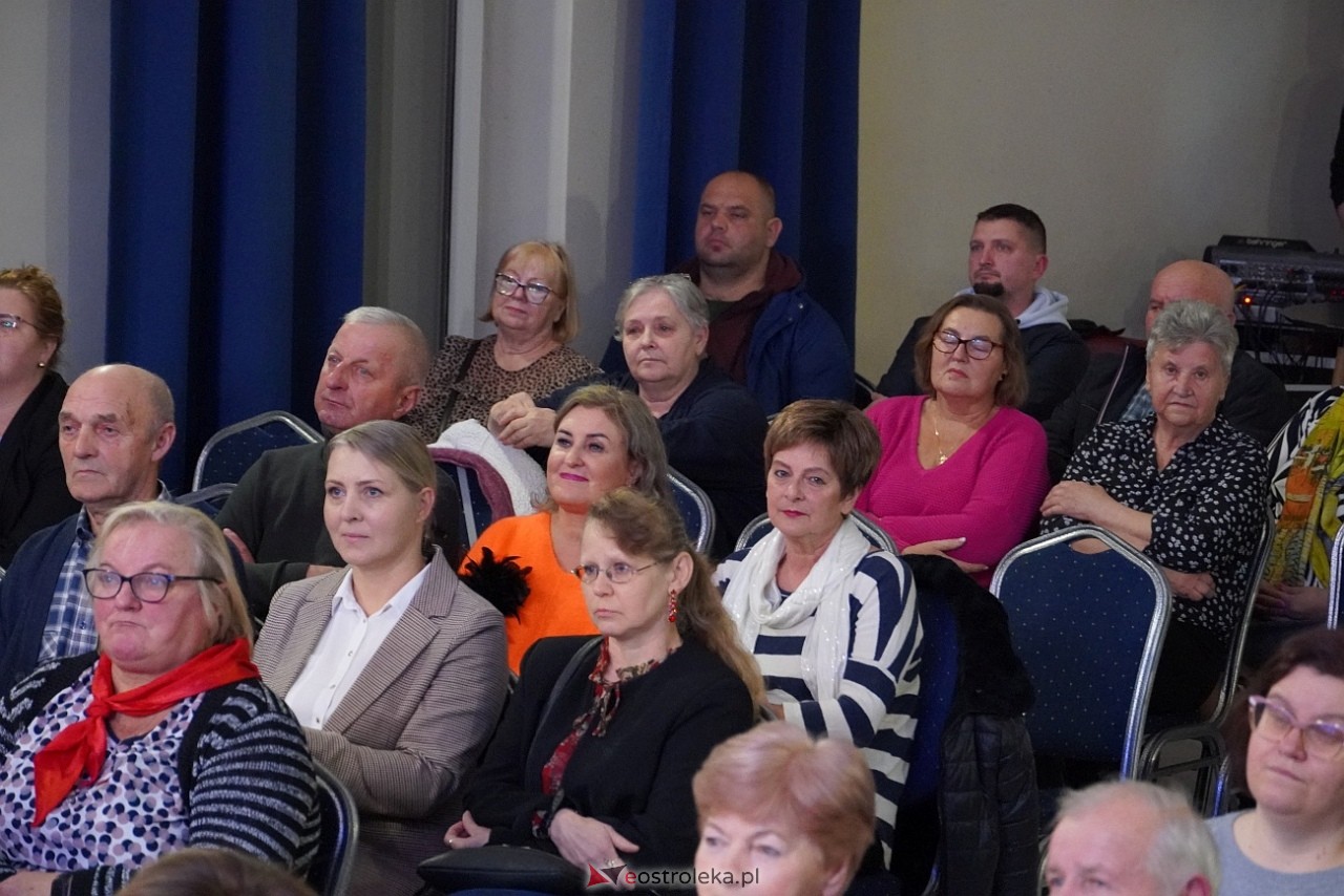 Koncert „Patriotyczne serca w wykonaniu zespołu Ferajna z Hoovera w Goworowie [12.11.2024] - zdjęcie #36 - eOstroleka.pl