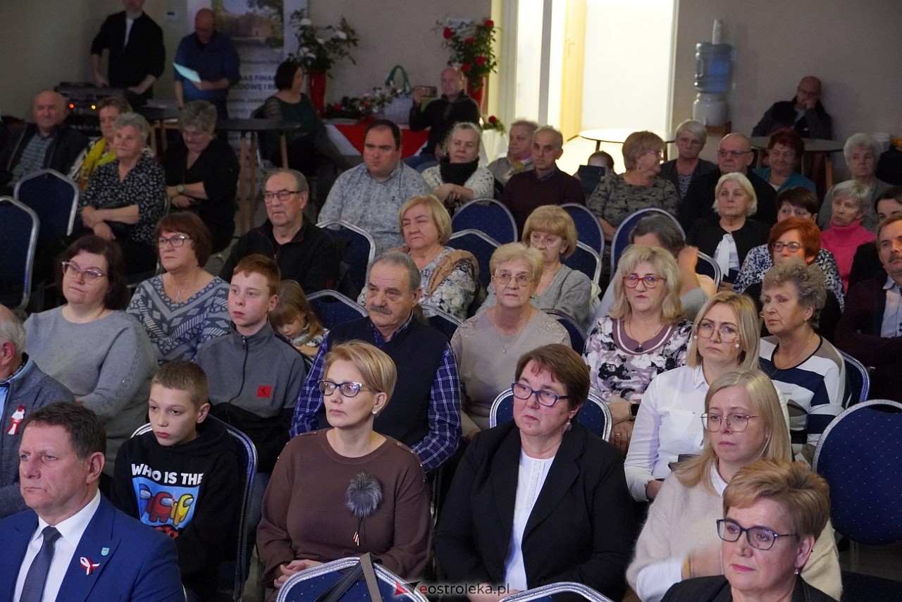 Koncert „Patriotyczne serca w wykonaniu zespołu Ferajna z Hoovera w Goworowie [12.11.2024] - zdjęcie #24 - eOstroleka.pl