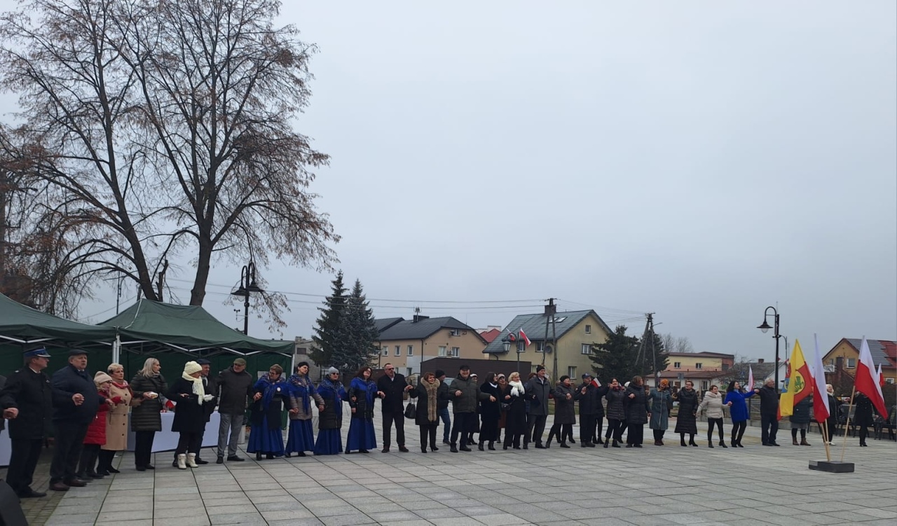 Obchody Narodowego Święta Niepodległości w Troszynie [11.11.2024] - zdjęcie #70 - eOstroleka.pl