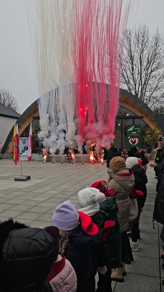 Obchody Narodowego Święta Niepodległości w Troszynie [11.11.2024] - zdjęcie #46 - eOstroleka.pl