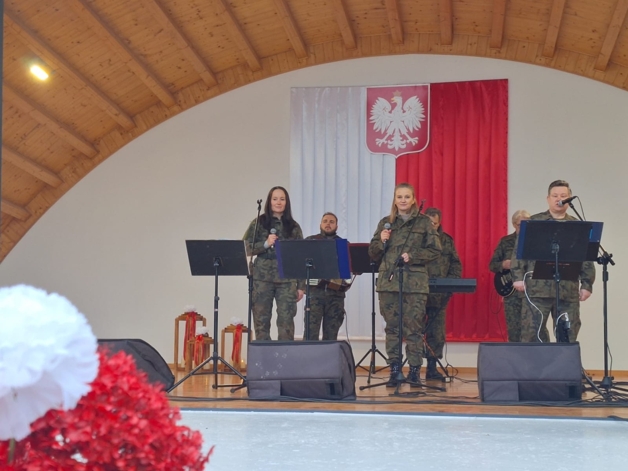 Obchody Narodowego Święta Niepodległości w Troszynie [11.11.2024] - zdjęcie #37 - eOstroleka.pl