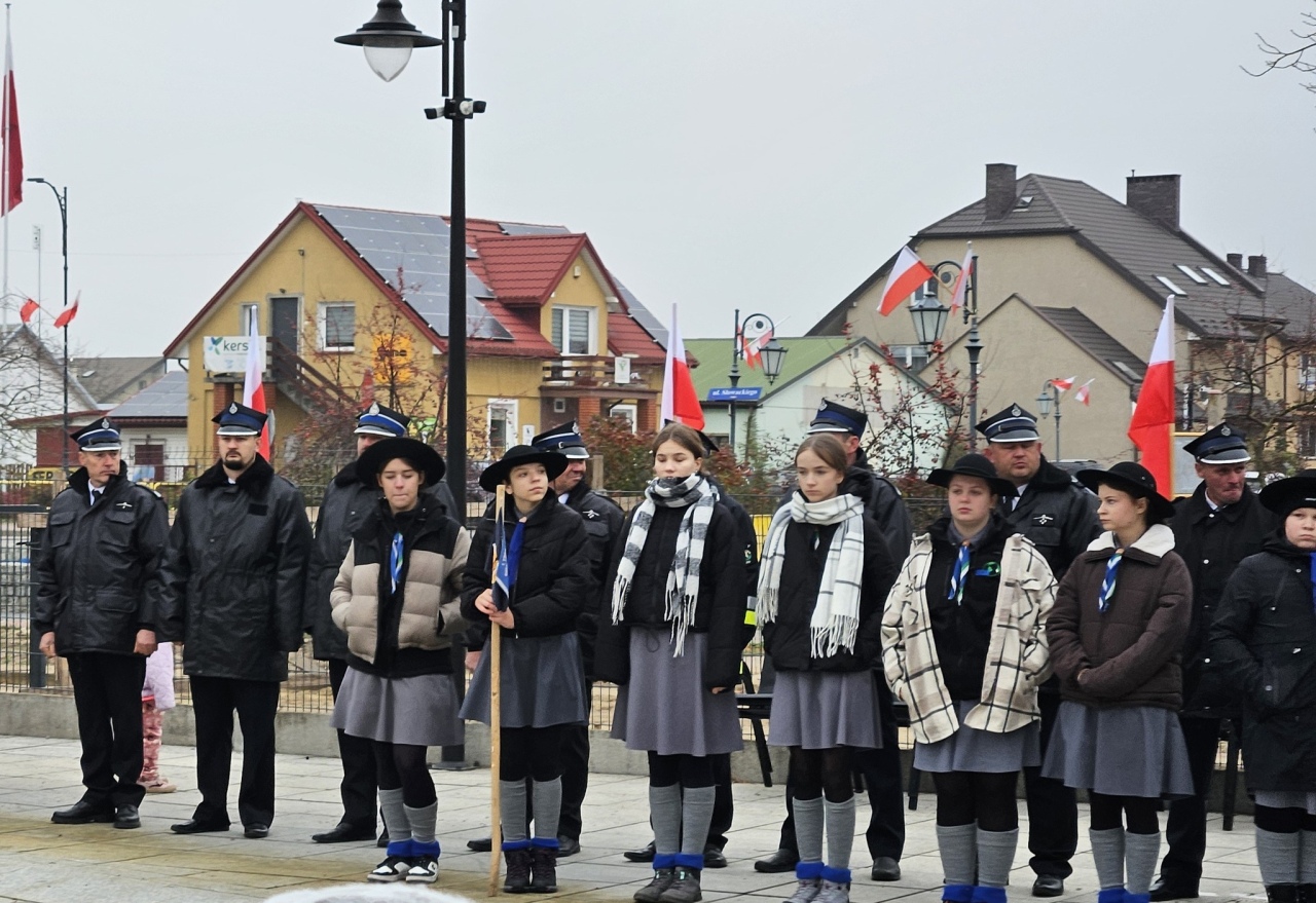 Obchody Narodowego Święta Niepodległości w Troszynie [11.11.2024] - zdjęcie #19 - eOstroleka.pl
