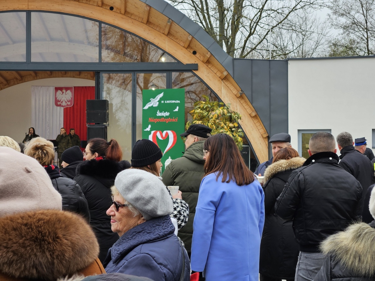 Obchody Narodowego Święta Niepodległości w Troszynie [11.11.2024] - zdjęcie #16 - eOstroleka.pl