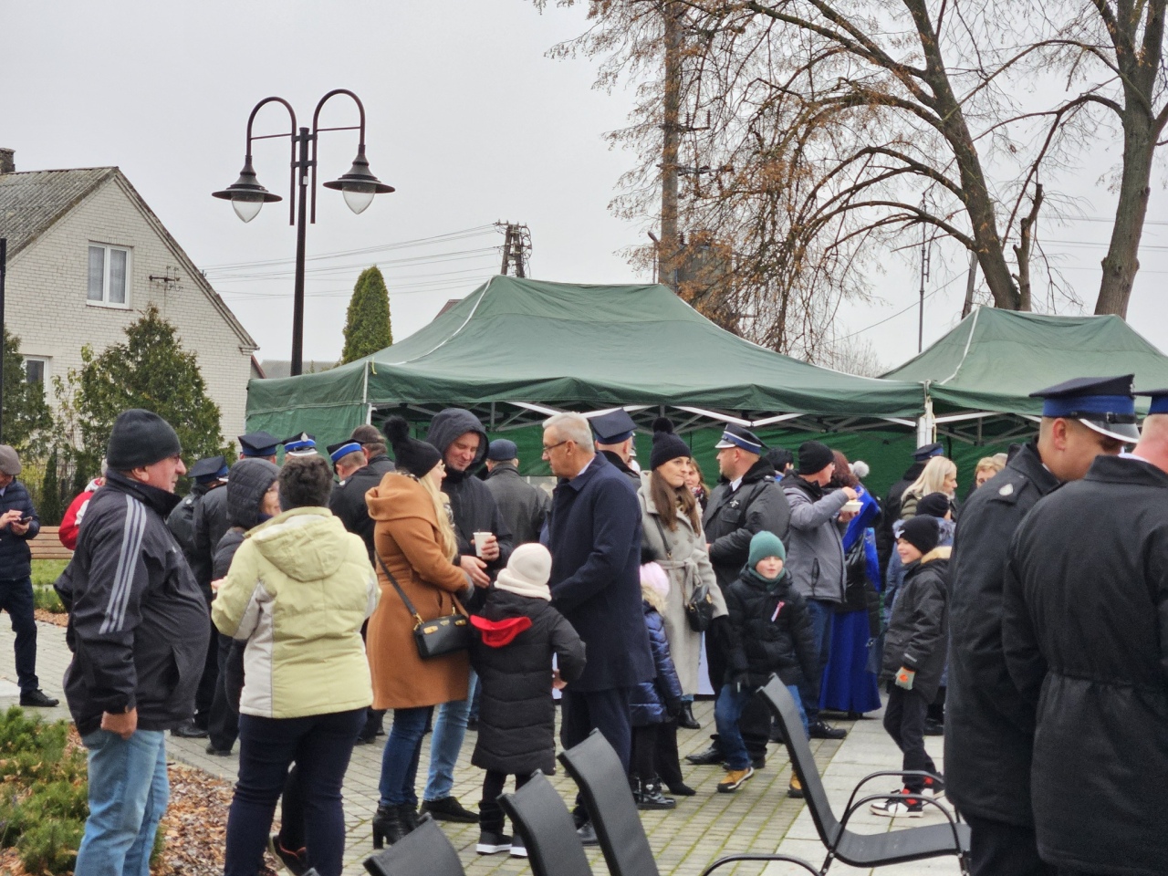 Obchody Narodowego Święta Niepodległości w Troszynie [11.11.2024] - zdjęcie #15 - eOstroleka.pl
