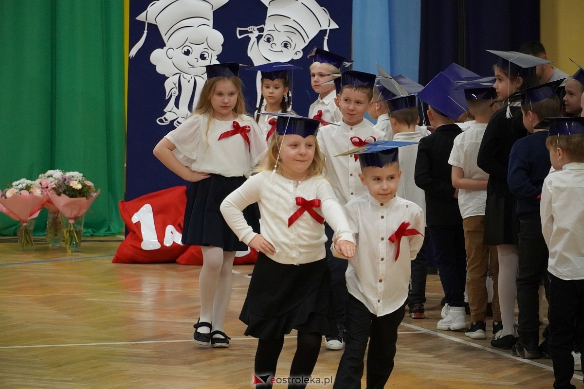 Pasowanie na ucznia w Szkole Podstawowej nr 6 w Ostrołęce [14.11.2024] - zdjęcie #74 - eOstroleka.pl