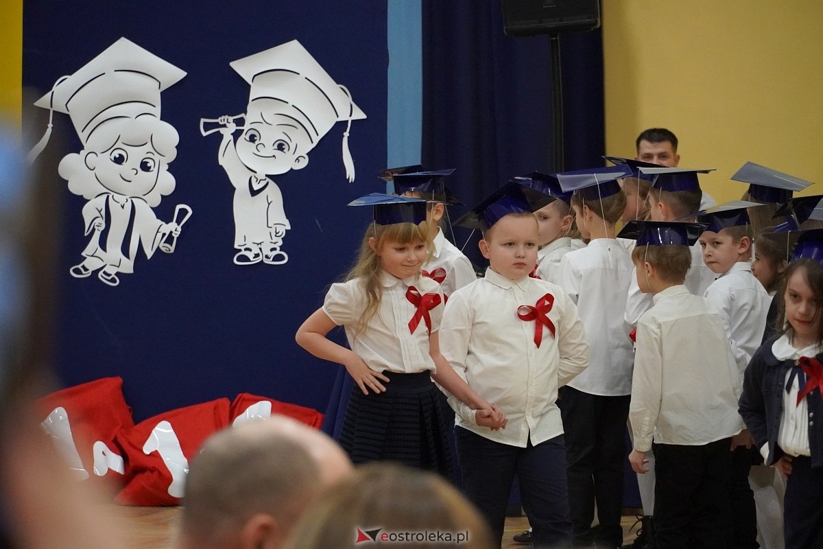 Pasowanie na ucznia w Szkole Podstawowej nr 6 w Ostrołęce [14.11.2024] - zdjęcie #66 - eOstroleka.pl