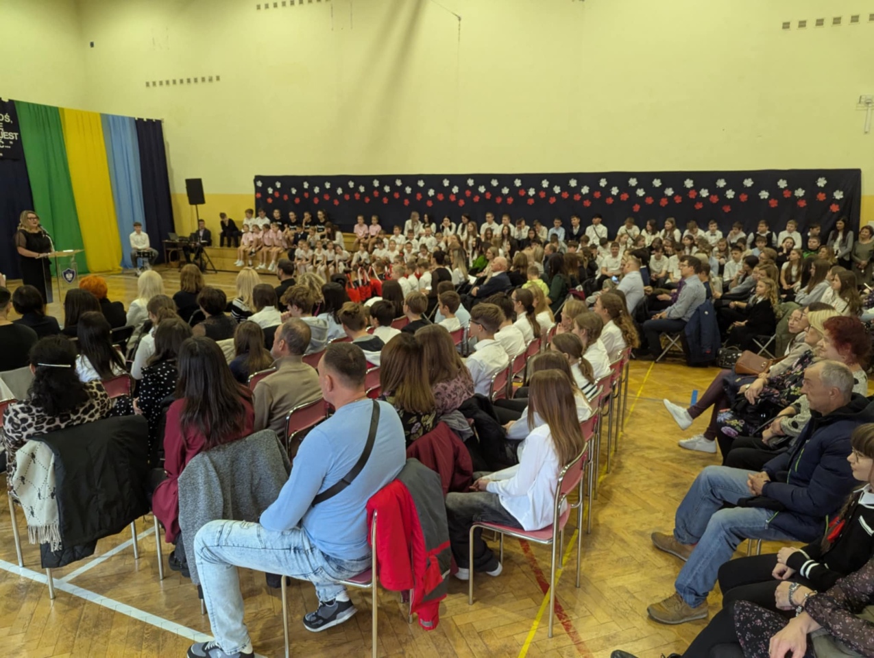 Święto patrona szkoły w SP 6 w Ostrołęce [15.11.2024] - zdjęcie #81 - eOstroleka.pl