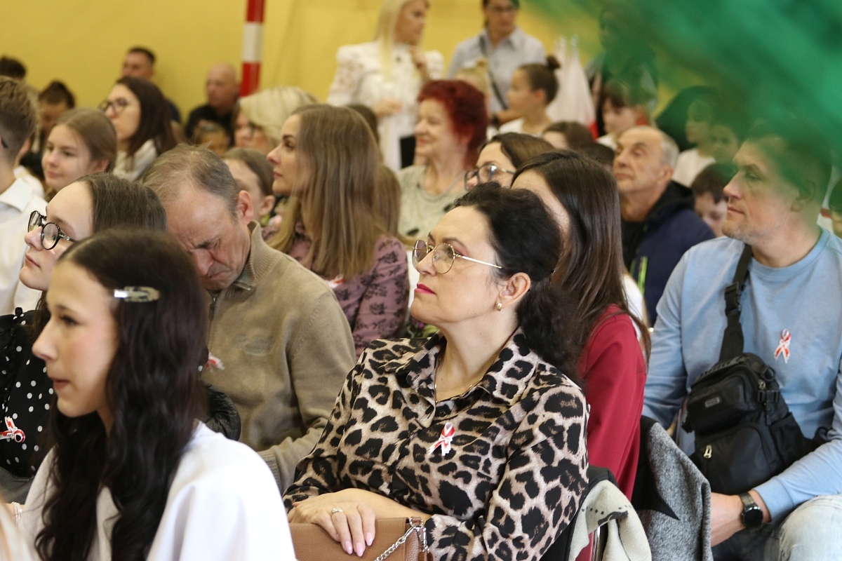Święto patrona szkoły w SP 6 w Ostrołęce [15.11.2024] - zdjęcie #53 - eOstroleka.pl