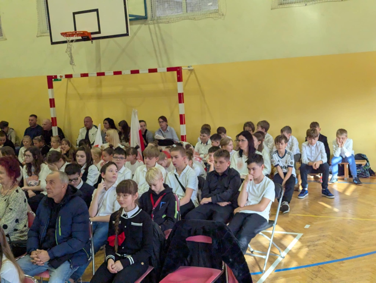 Święto patrona szkoły w SP 6 w Ostrołęce [15.11.2024] - zdjęcie #3 - eOstroleka.pl