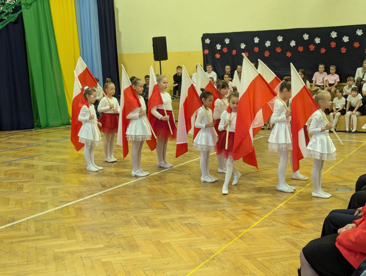 Święto patrona szkoły w SP 6 w Ostrołęce [15.11.2024] - zdjęcie #1 - eOstroleka.pl