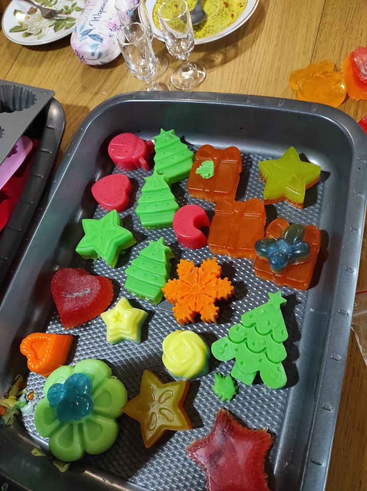 Warsztaty mydlarskie na Ogólnopolskim Dniu Seniora [15.11.2024] - zdjęcie #15 - eOstroleka.pl