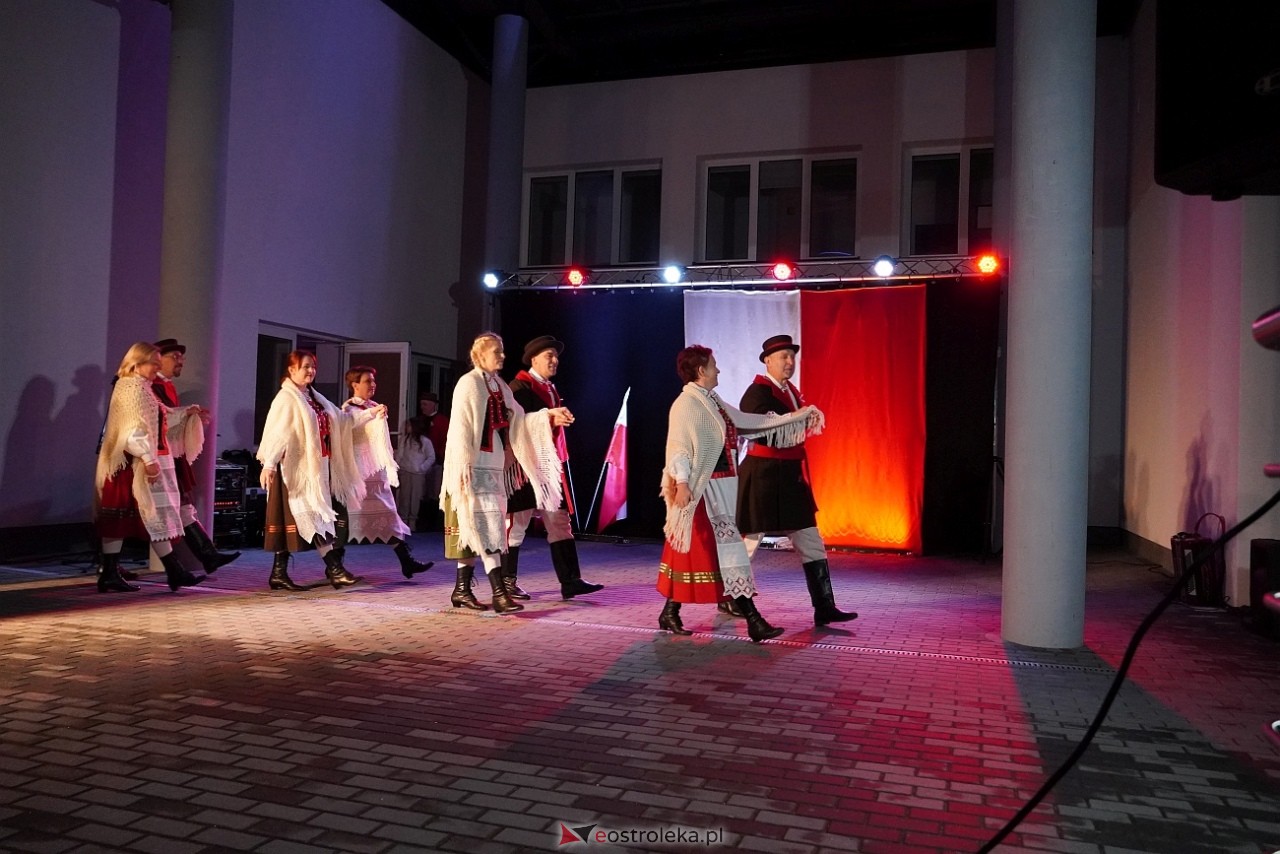 Narodowe Święto Niepodległości w Lelisie [15.11.2024] - zdjęcie #32 - eOstroleka.pl