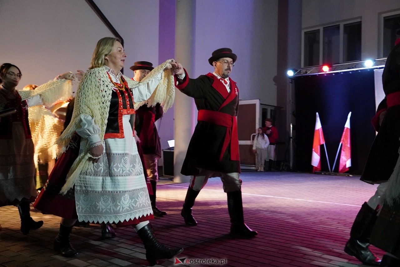 Narodowe Święto Niepodległości w Lelisie [15.11.2024] - zdjęcie #17 - eOstroleka.pl